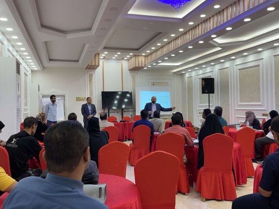 الصليب الأحمر يوعي بمبادئ القانون الدولي الإنساني