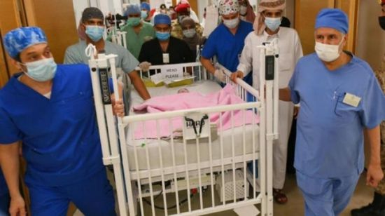 بدء عملية فصل التوأم السيامي "مودة ورحمة" بالرياض