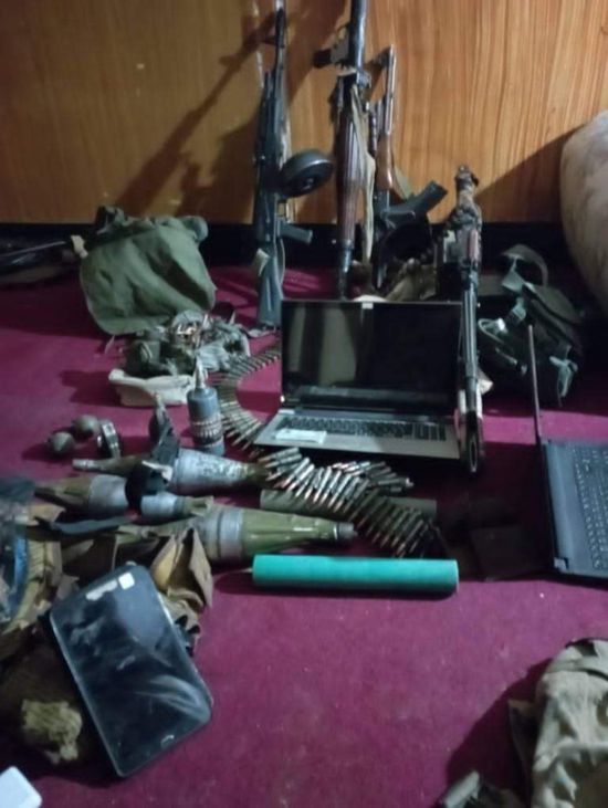 تكريم أفراد نقطة مفرق مرخة لضبطهم خلية إرهابية