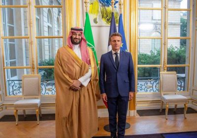 ولي العهد السعودي يغادر فرنسا بعد زيارة رسمية