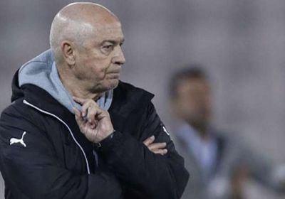 فيريرا يجتمع بلاعبي الزمالك قبل مواجهة بيراميدز
