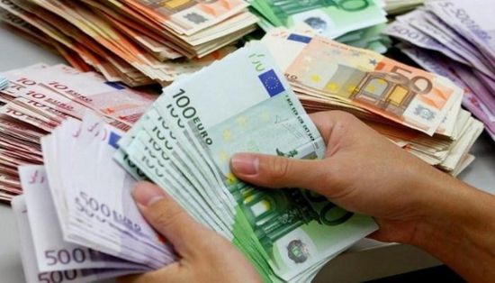 الهدوء يسود التعاملات المبكرة لليورو في المغرب