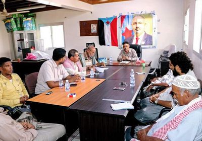 "انتقالي غيل باوزير" يستنكر الحملات المشبوهة لاستهداف القيادة المحلية