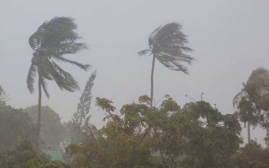 بأمطار ورياح.. اضطرابات الطقس تخيم على الجنوب