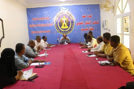 انتقالي حضرموت يطالب المحافظ الجديد بتبني ملف الخدمات