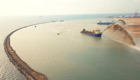 الرمال.. وسيلة جديدة من الصين لمعاقبة تايوان