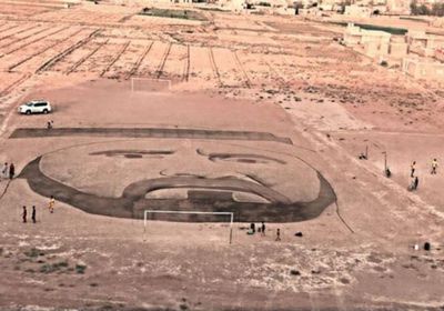 عراقي يصمم لوحة ترابية للشيخ محمد بن راشد على مساحة 2000 متر