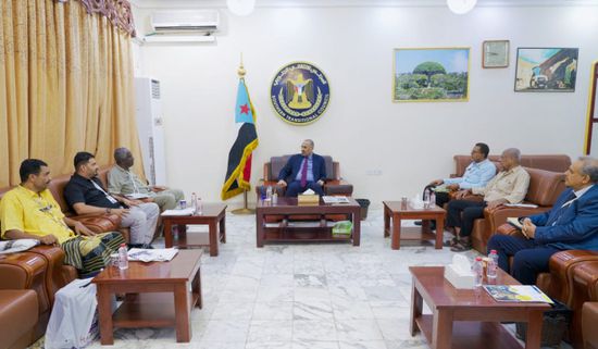 الزُبيدي يحث الاتحادات التعاونية على المساهمة بالاستقرار التمويني