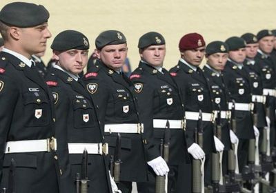 كندا ترسل أفراد من قواتها المسلحة إلى بريطانيا لتدريب مجندين أوكرانيين