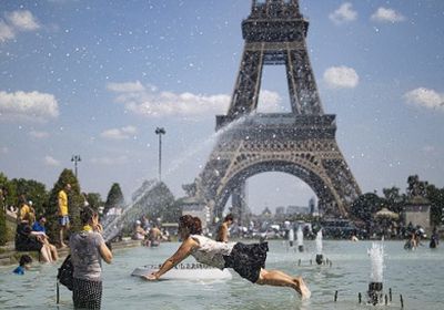 أكثر من 100 بلدة فرنسية خالية من الماء