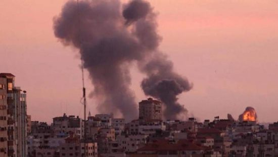 مجددًا.. الطيران الإسرائيلي يقصف غزة