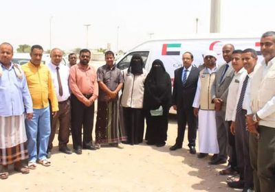 هلال الإمارات يدعم مكاتب حضرموت التنفيذية بـ 13 سيارة