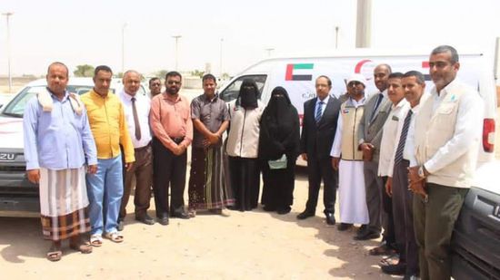 هلال الإمارات يدعم مكاتب حضرموت التنفيذية بـ 13 سيارة