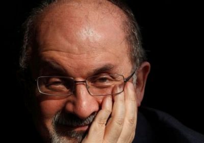 أول تعليق لواشنطن بشأن حادث طعن سلمان رشدي
