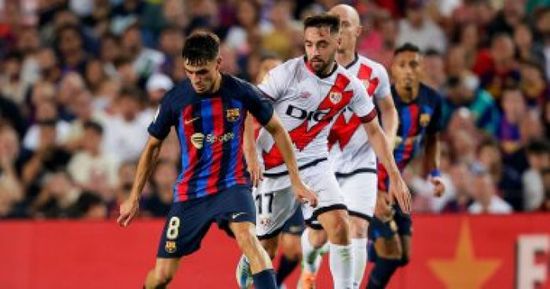 التعادل السلبي يسيطر على الشوط الأول من مباراة برشلونة