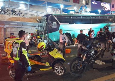 قتلى وجرحى في إطلاق نار على حافلة إسرائيلية بالقدس