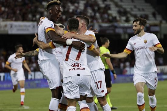 موعد أول مباراة لروما بالدوري الإيطالي