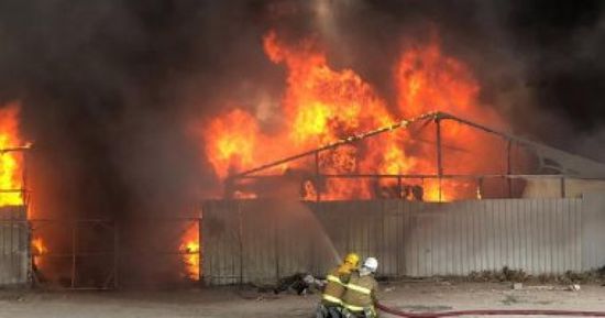 اندلاع حريق هائل في وسط باريس