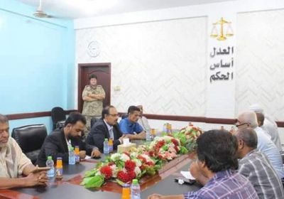 محافظ حضرموت يطلق النظام القضائي الإلكتروني بالمكلا