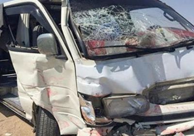 7 قتلى و13 مصابا في انقلاب حافلة صغيرة بمصر
