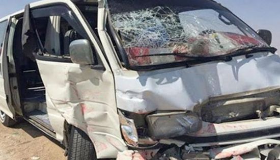 7 قتلى و13 مصابا في انقلاب حافلة صغيرة بمصر