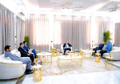 "التشاور" تطرح على الرئيس الزُبيدي برنامج عملها ومهامها