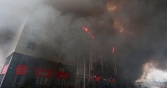 أوكرانيا تقصف القوات الروسية بمدينة إنيرجودار