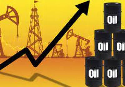 أسعار النفط تتحول إلى الارتفاع بالتعاملات المسائية