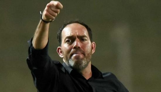 ماذا جاء في ورقة سواريس مدرب الأهلي المثيرة للجدل؟