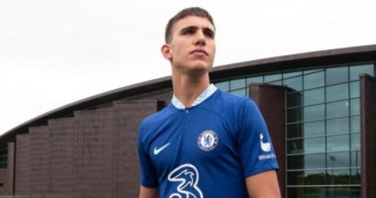 تشيلسي يعلن يضم الإيطالى تشيزاري كاسادي