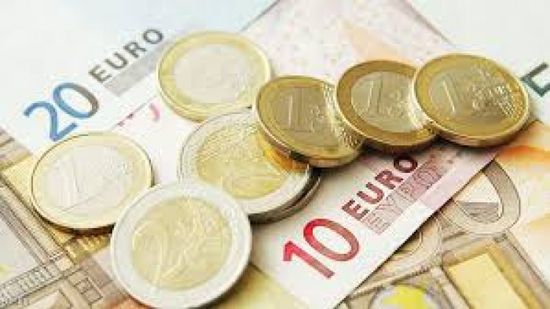 العملة الأوروبية تتراجع أمام الليرة السورية بالسوق السوداء