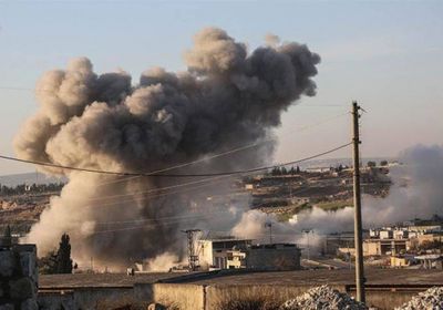 مقتل 21 مدنيًا في قصف مدفعي بسوريا