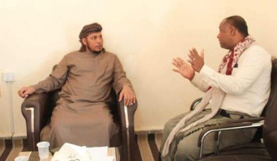 الثقلي يطمئن على الوضع التمويني بسقطرى