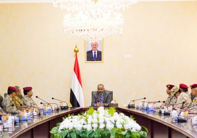 الزبيدي يتسلم تقرير لجنة تقصي الحقائق في شبوة