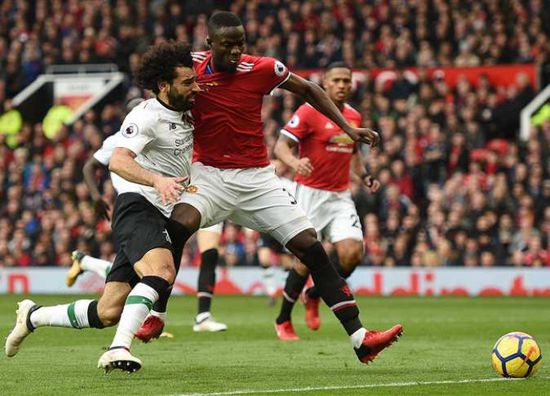 مانشستر يونايتد يحقق فوزًا غاليًا على ليفربول بالدوري الإنجليزي