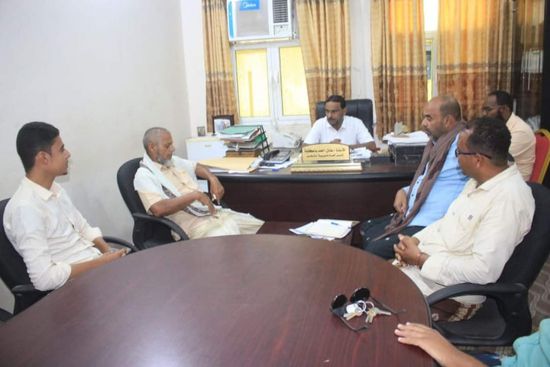 اجتماع لمعالجة مشكلات المياه في الشحر