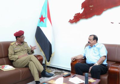 بن بريك والوليدي يستعرضان نجاحات عملية سهام الشرق