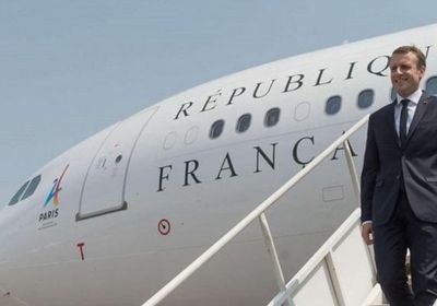 الرئيس الفرنسي يصل إلى الجزائر في زيارة رسمية