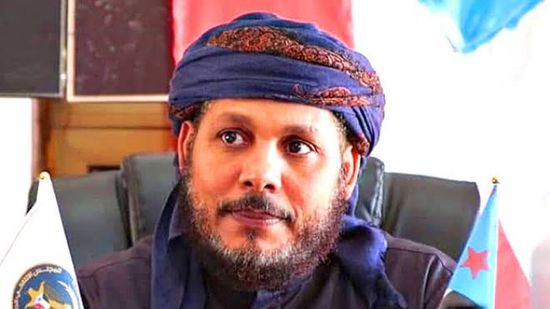 محافظ سقطرى يطلع على احتياجات مديرية قلنسية بمختلف القطاعات