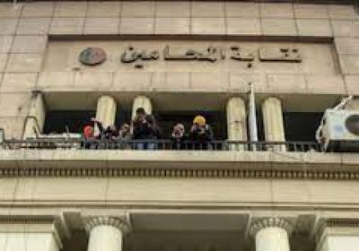 استبعاد منتصر الزيات وسامح عاشور من انتخابات نقابة المحامين بمصر