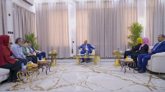 الزُبيدي يؤكد حتمية مشاركة "الانتقالي" في تصميم عملية السلام