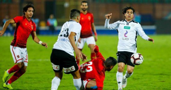 الأهلي يسقط في فخ الهزيمة أمام الطلائع بالدوري المصري