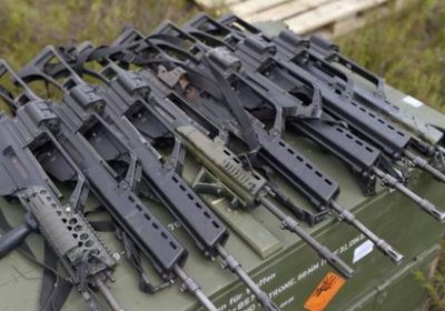 كازاخستان تقرر وقف جميع صادرات الأسلحة