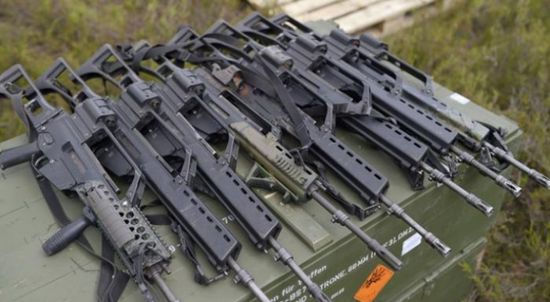 كازاخستان تقرر وقف جميع صادرات الأسلحة