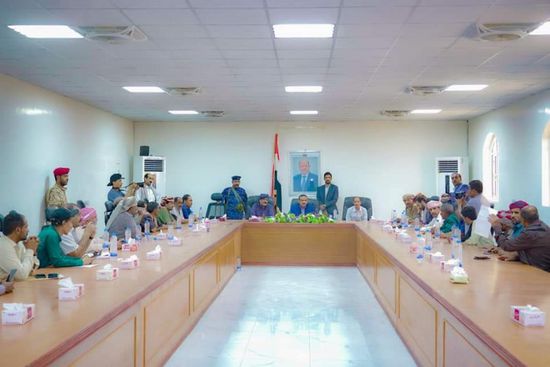 محافظ شبوة يلتقي مشائخ المديريات الشرقية