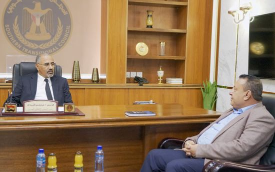 الزُبيدي يناقش آليات "الخدمة المدنية" لحصر أعضاء الجهاز الإداري