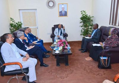 اجتماع بين وزير النقل وممثلي "الإنمائي" حول أزمة التأمين البحري