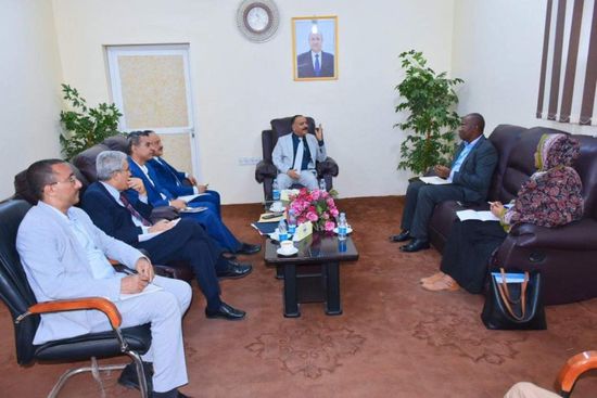 اجتماع بين وزير النقل وممثلي "الإنمائي" حول أزمة التأمين البحري