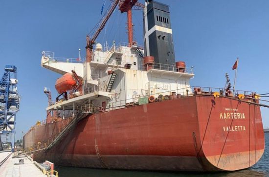 الغذاء العالمي: سفينة محملة بالحبوب في طريقها إلى اليمن