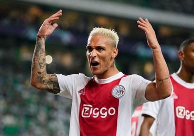 مانشستر يونايتد يعلن عن خامس صفقاته.. من هو؟